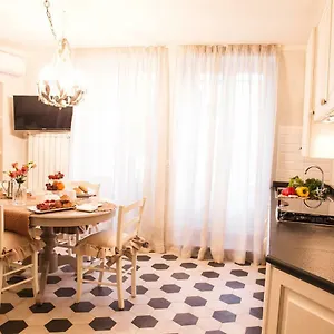 luxury-apartment-residence-la-fontana.it-tuscanyhotel.com/