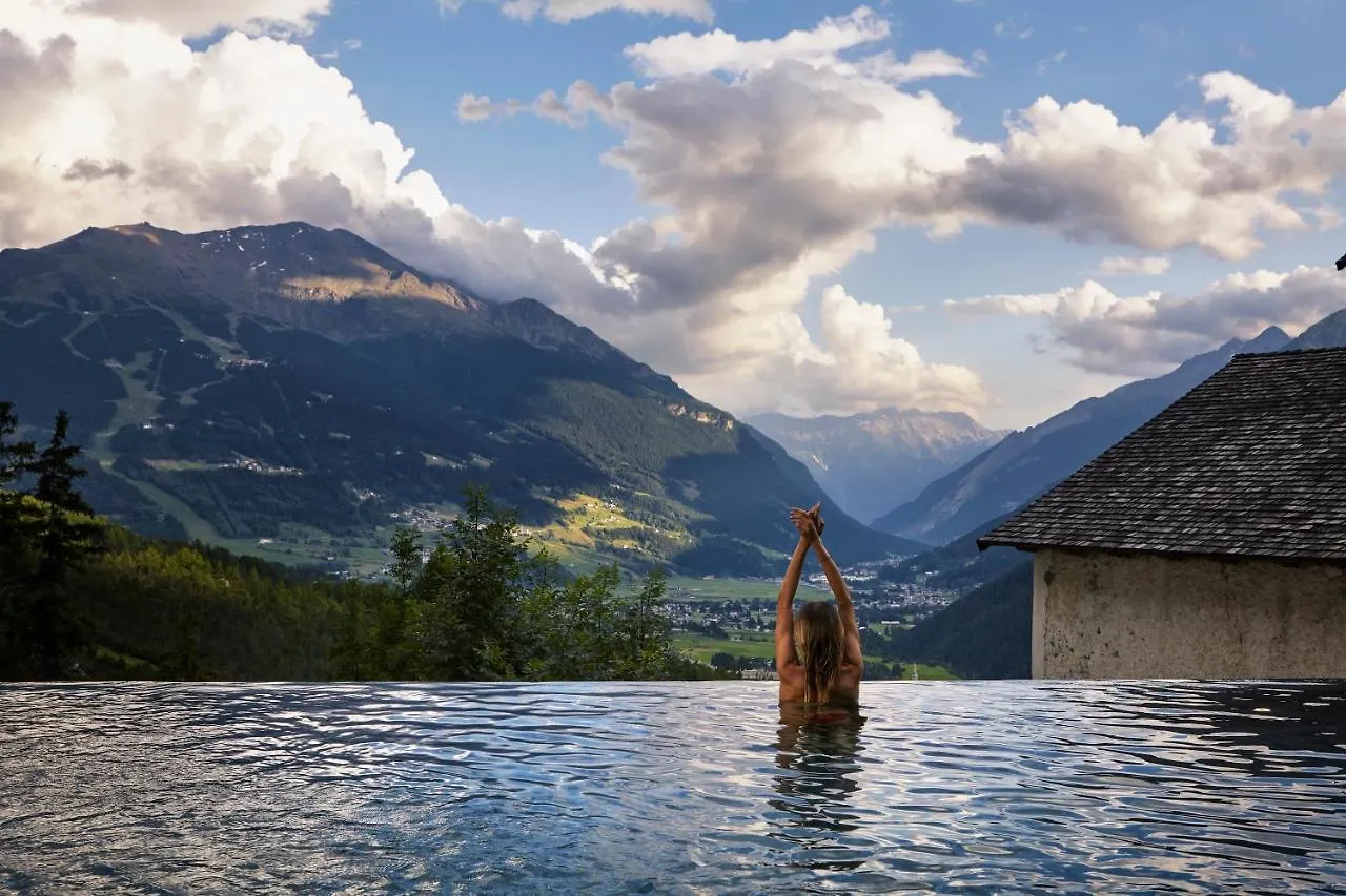 QC Terme Hotel Bagni Vecchi Bormio 4*,  Italia